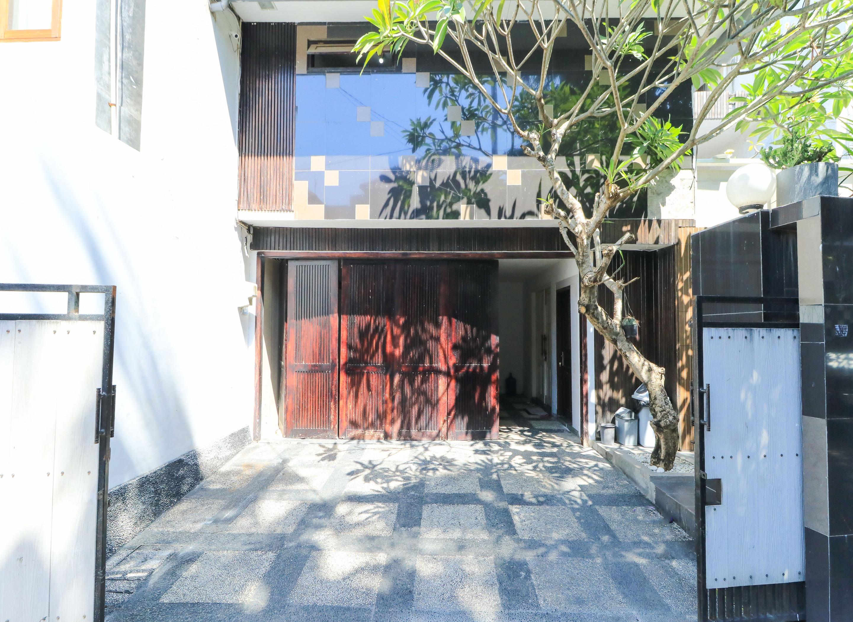 Kubu Kalih Residence Denpasar Kültér fotó